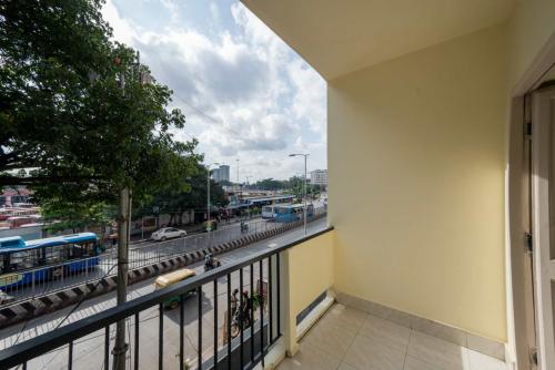 standard-single-room-3-hotel-prashanth